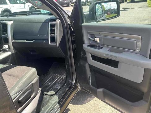 Used 2017 RAM 1500 Big Horn AWD/4WD image 6