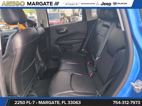 Used 2018 Jeep Compass Latitude w/ Popular Equipment Group FWD image 15