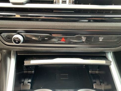 Used 2023 BMW 330i xDrive Sedan image 24