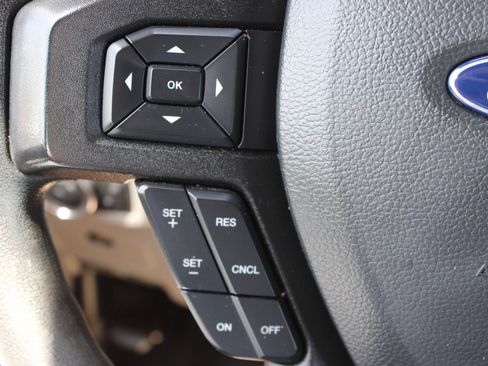Used 2019 Ford F250 XLT w/ Snow Plow Prep Package AWD/4WD image 19