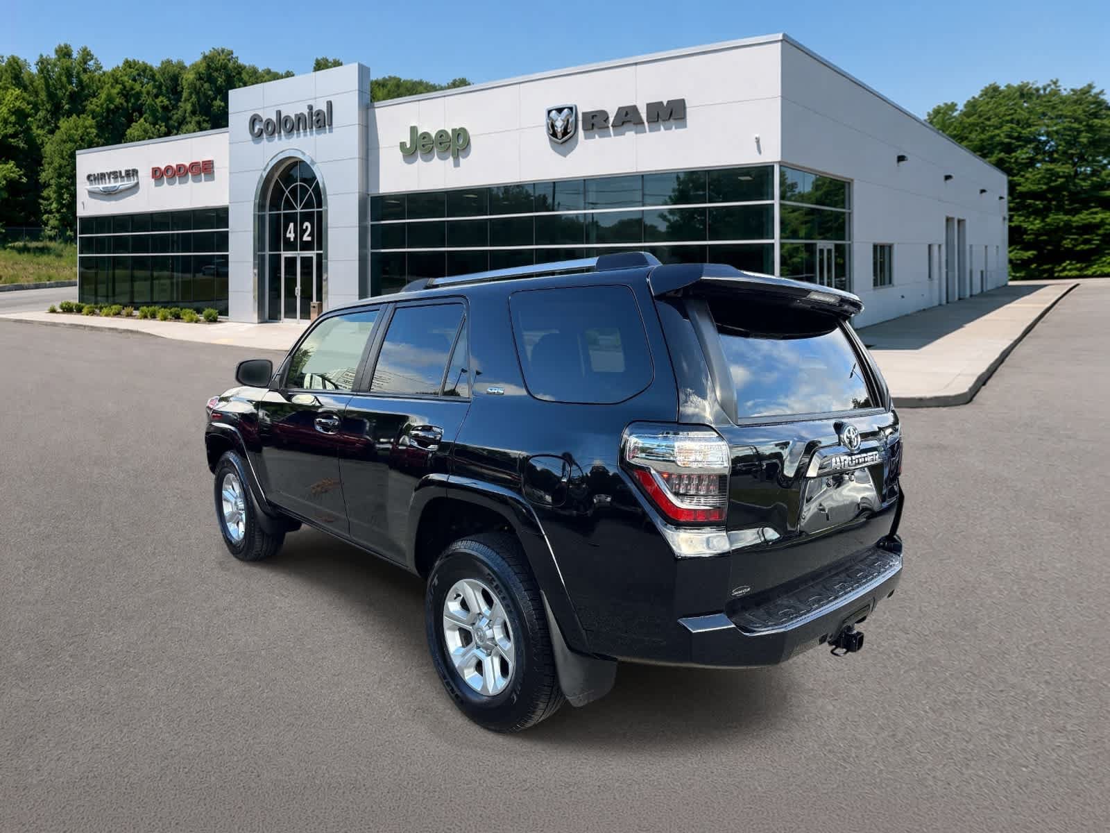 Used 2024 Toyota 4Runner SR5 Premium w/ Moonroof Package AWD/4WD image 3