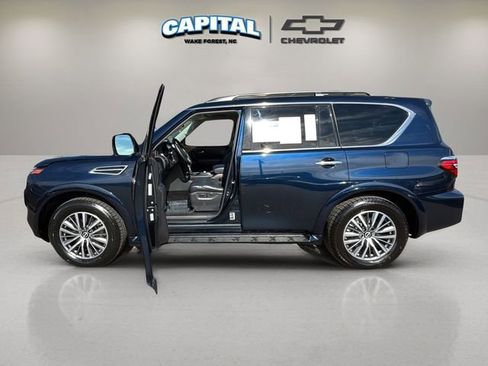 Used 2023 Nissan Armada SL image 13