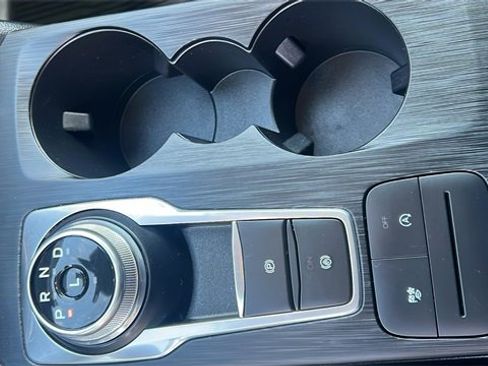 Certified 2022 Ford Escape SE w/ Cold Weather Package image 26