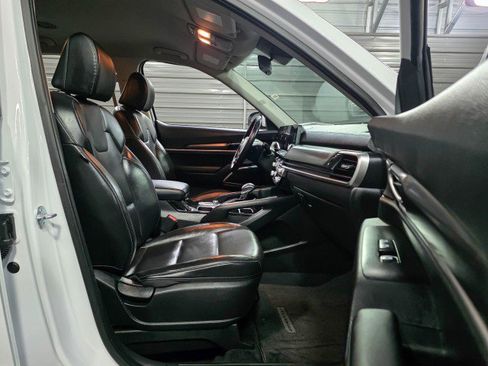 Used 2023 Kia Telluride LX image 14