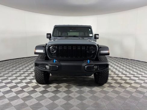 Used 2024 Jeep Wrangler Unlimited image 6