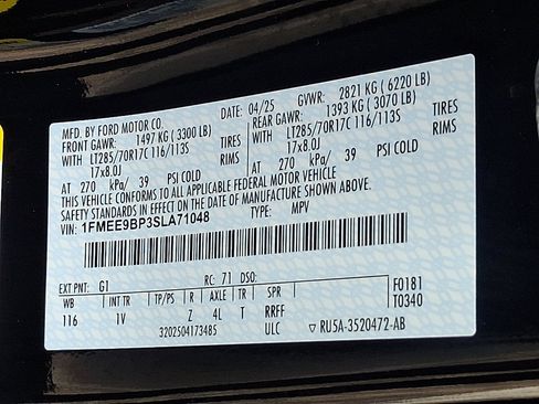 Used 2025 Ford Bronco Badlands image 26