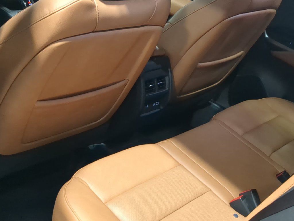 Used 2024 Cadillac XT4 Sport AWD/4WD image 18