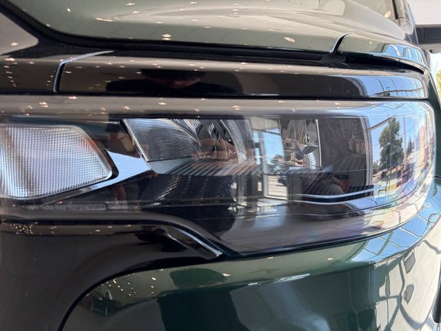 New 2026 RAM 1500 Laramie w/ Night Edition AWD/4WD image 9