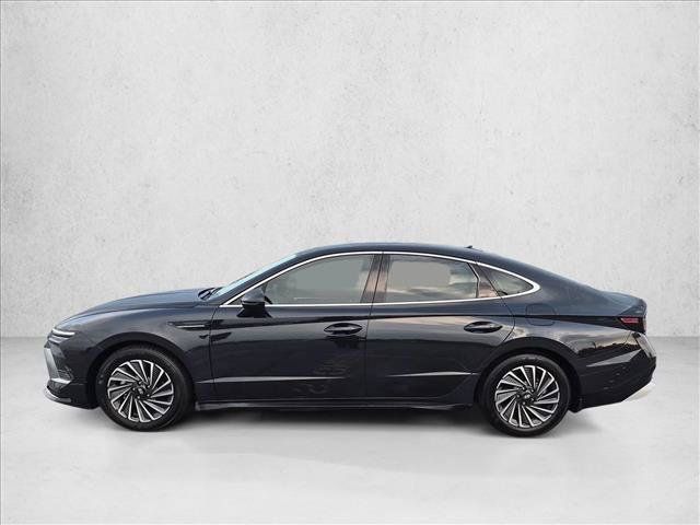 Certified 2025 Hyundai Sonata SEL FWD image 9