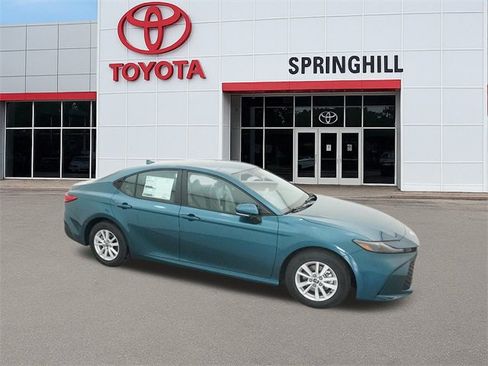 New 2026 Toyota Camry LE image 12