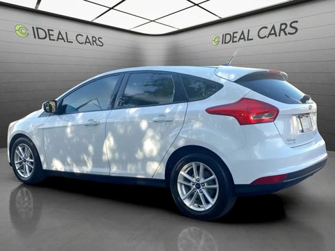 Used 2017 Ford Focus SE FWD image 9