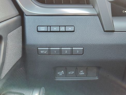 Used 2026 Lexus GX 550 w/ Cold Area Package AWD/4WD image 19