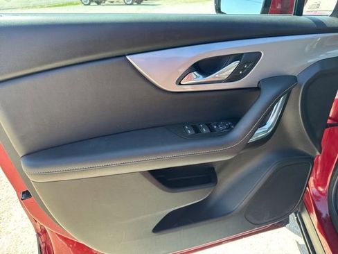Used 2025 Chevrolet Blazer LT image 20