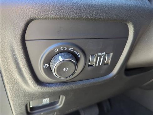 Used 2026 Jeep Grand Cherokee Limited AWD/4WD image 16