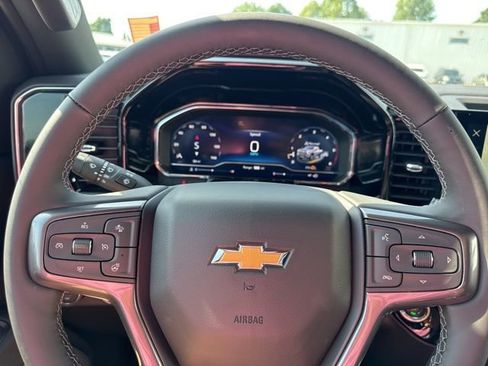 Used 2025 Chevrolet Silverado 2500 High Country image 34
