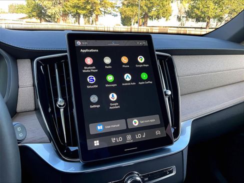 Used 2026 Volvo XC90 B5 Plus image 34