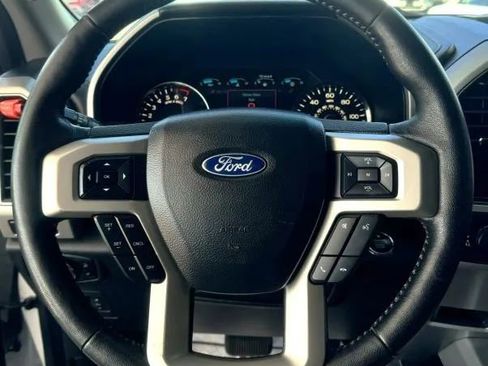 Used 2019 Ford F150 Lariat w/ Equipment Group 502A Luxury image 28