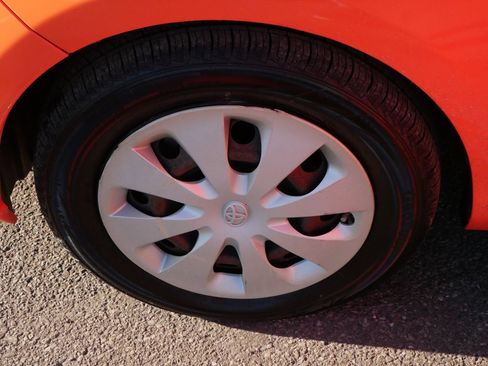 Used 2012 Toyota Prius C Three image 15