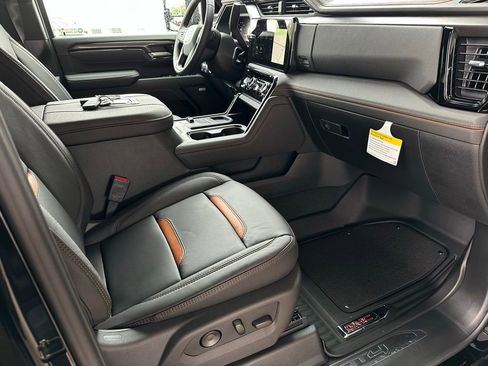 New 2026 GMC Sierra 2500 AT4 w/ AT4 Premium Plus Package AWD/4WD image 15