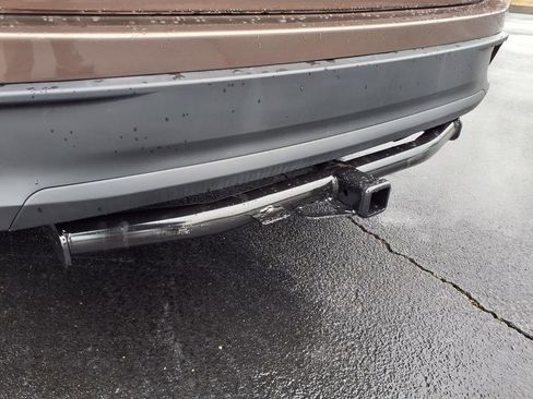 Used 2019 Toyota Highlander LE image 10