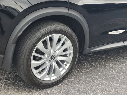 Used 2023 INFINITI QX50 Pure AWD/4WD image 7