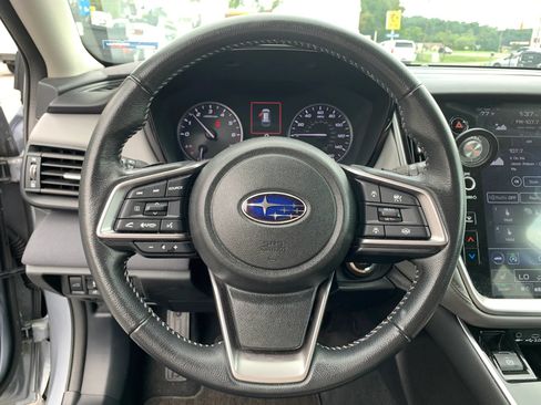 Used 2023 Subaru Outback Premium AWD/4WD image 10