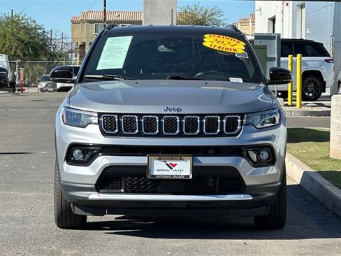 Certified 2024 Jeep Compass Limited image 12