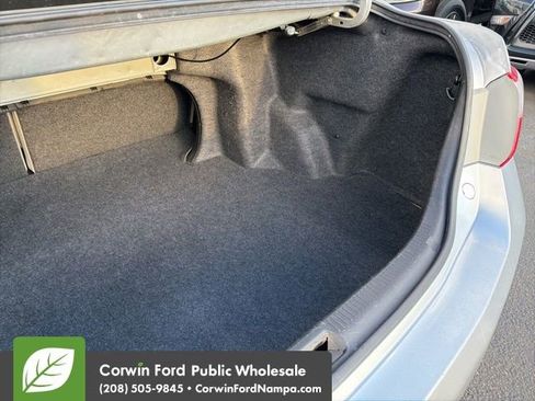 Used 2009 Toyota Camry LE image 31