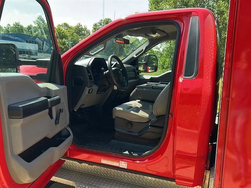 Used 2017 Ford F450 XL w/ XL Value Package RWD image 40