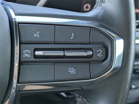 Used 2024 Chevrolet Suburban Premier w/ Premium Package image 29