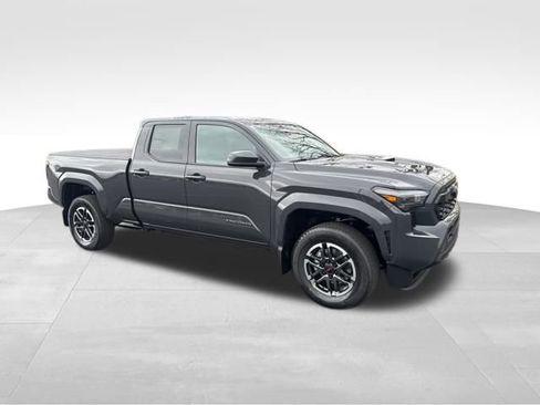 New 2025 Toyota Tacoma TRD Sport image 8