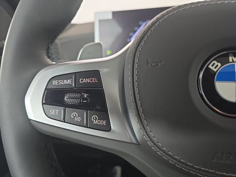 New 2026 BMW X5 xDrive40i w/ M Sport Package AWD/4WD image 17