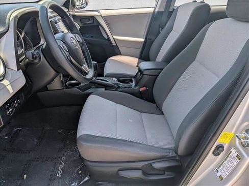 Used 2013 Toyota RAV4 LE FWD image 20