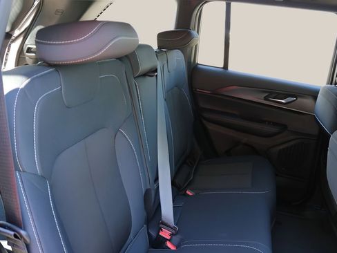 New 2026 Jeep Grand Cherokee Laredo X AWD/4WD image 18