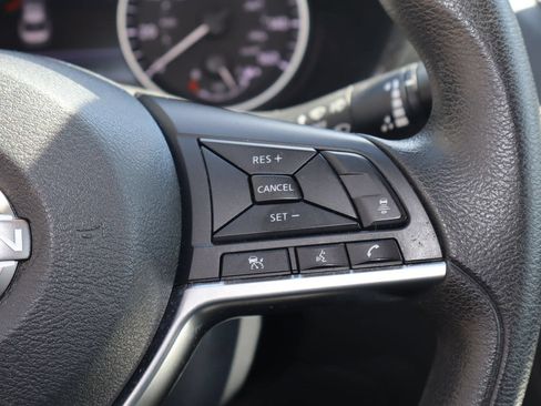 Used 2024 Nissan Sentra SV FWD image 13