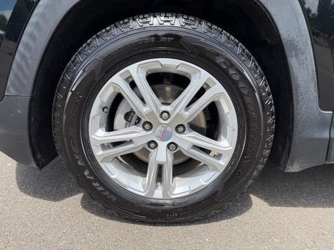 Used 2021 GMC Terrain SLE FWD image 44