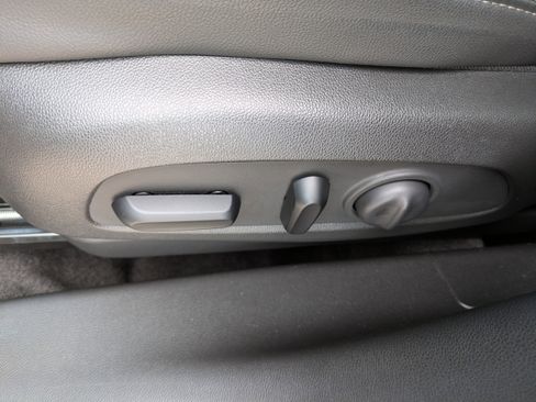 Used 2020 Buick Encore GX Select w/ Experience Buick Package image 18