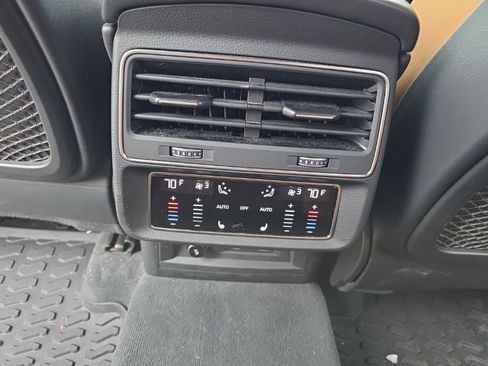 Used 2022 Audi RS Q8 image 18