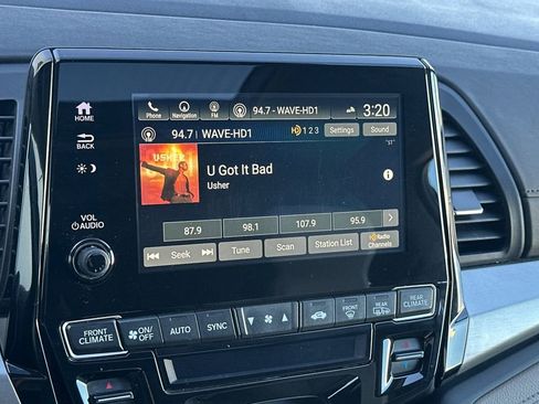 Used 2018 Honda Odyssey Touring image 20