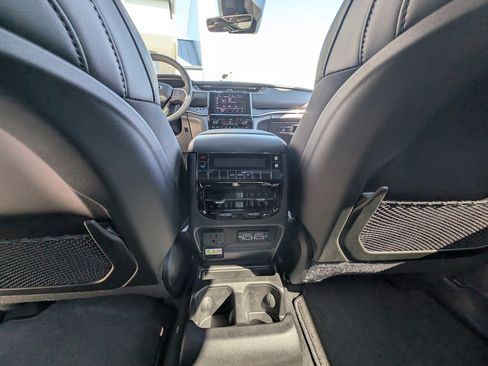 New 2025 Jeep Grand Cherokee L Altitude image 39