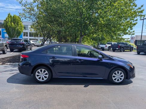 Used 2024 Toyota Corolla LE FWD image 9