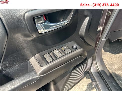 Certified 2022 Toyota Tacoma TRD Sport w/ TRD Premium Sport Package AWD/4WD image 13