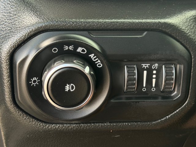 Used 2022 Jeep Wrangler Unlimited Sport AWD/4WD image 12