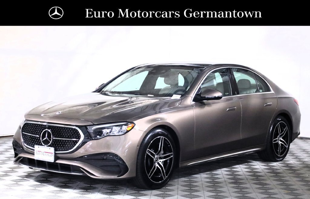 Used 2026 Mercedes-Benz E 350 4MATIC Sedan image 3
