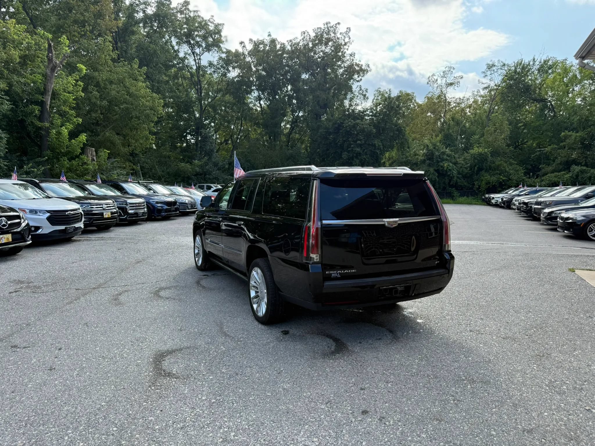 Used 2015 Cadillac Escalade ESV Platinum AWD/4WD image 5