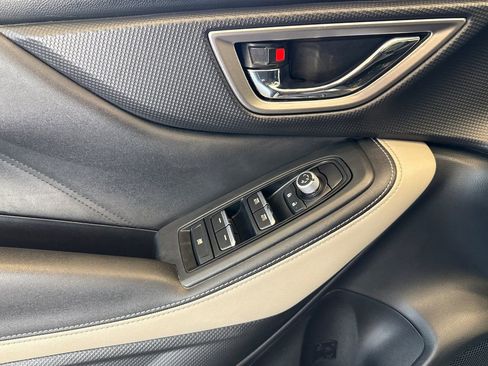 Used 2023 Subaru Forester Limited AWD/4WD image 10