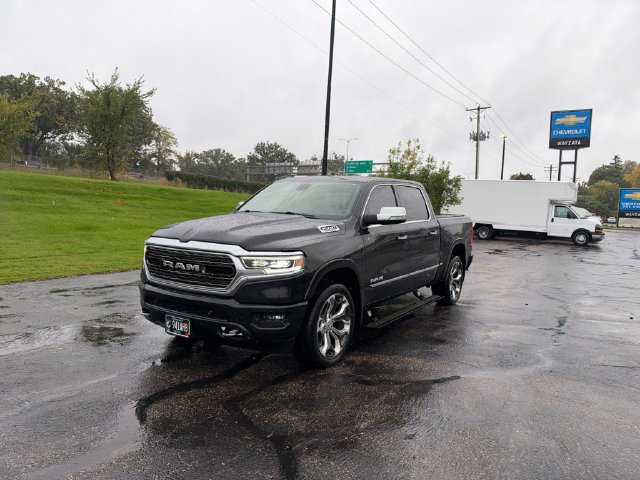 Used 2019 RAM 1500 Limited w/ Body Color Bumper Group AWD/4WD image 5