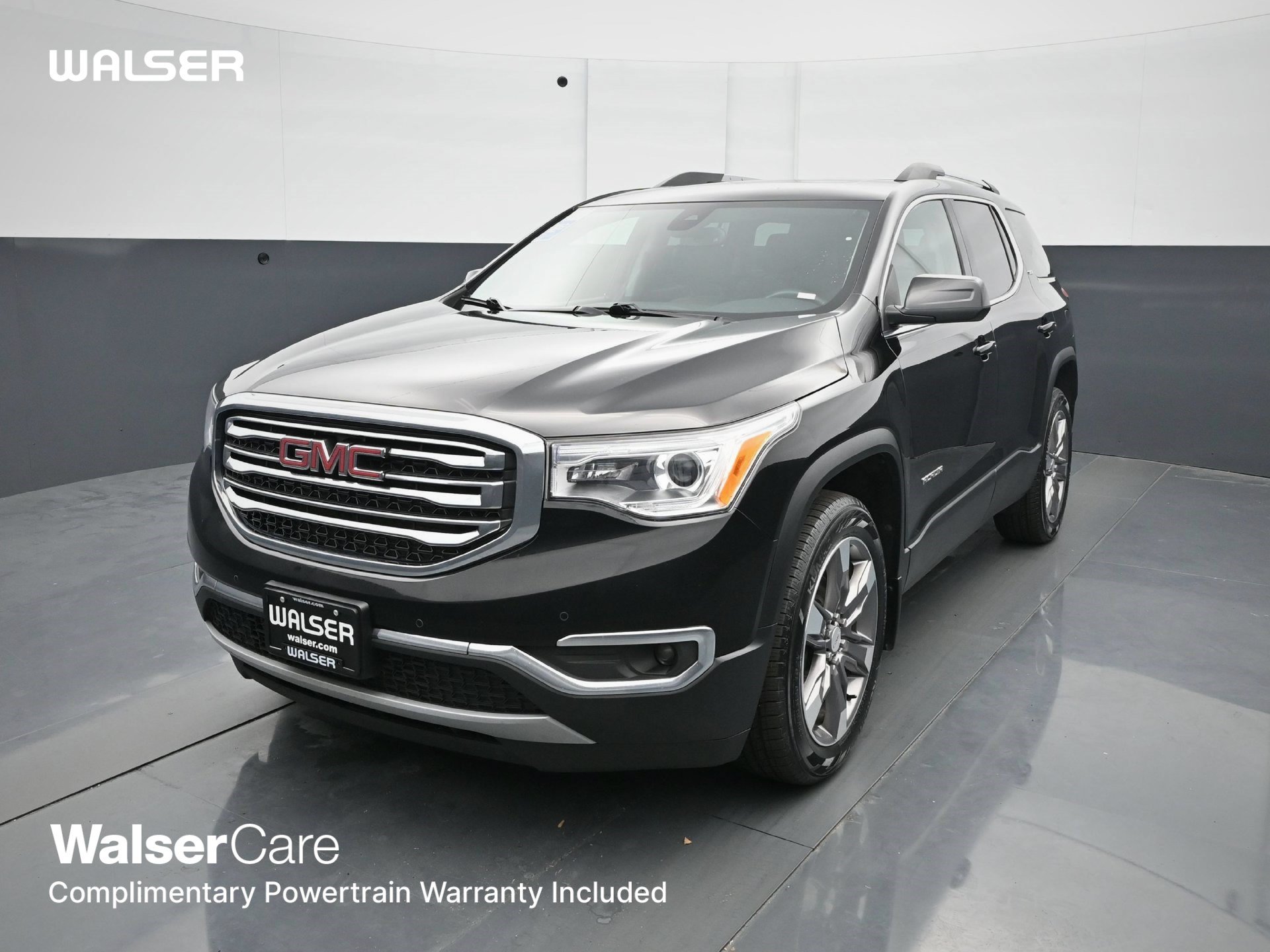 Used 2019 GMC Acadia SLT AWD/4WD image 1