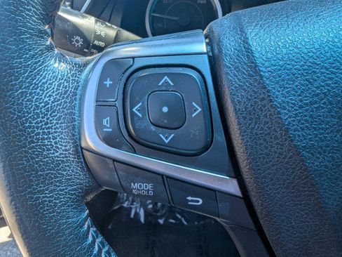 Used 2016 Toyota Camry SE FWD image 14