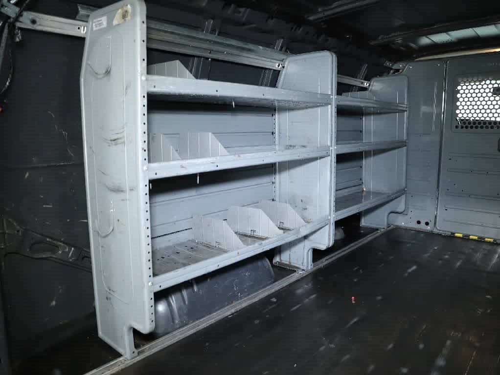 Used 2014 Chevrolet Express 2500 RWD image 25
